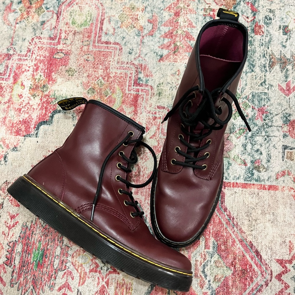 Dr Marten 1460 SMOOTH LEATHER LACE UP BOOTS